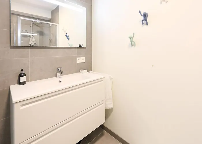 Apartment Amazing In Ostend